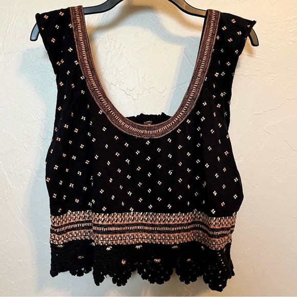 Free People Santorini Tank Top Crochet Trim Embroidered Smocked Back Size L EUC - Picture 2 of 14